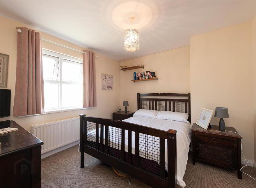 15 Todd's Hill Park, Saintfield, Ballynahinch, BT24 7FB
