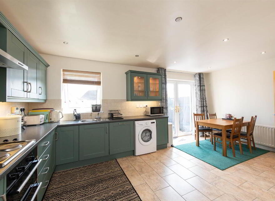 15 Todd's Hill Park, Saintfield, Ballynahinch, BT24 7FB