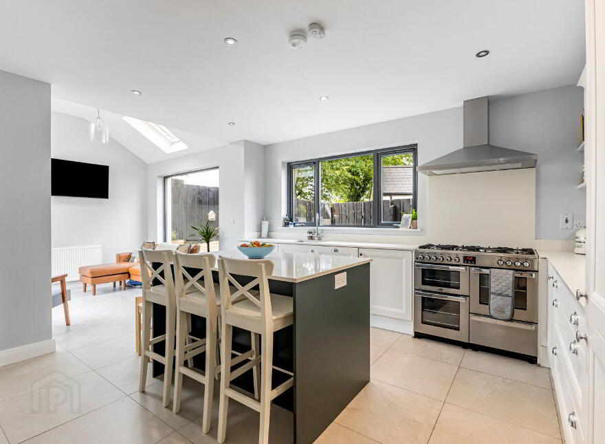 1 Knockbracken Gardens, Carryduff, Belfast, BT8 8FQ