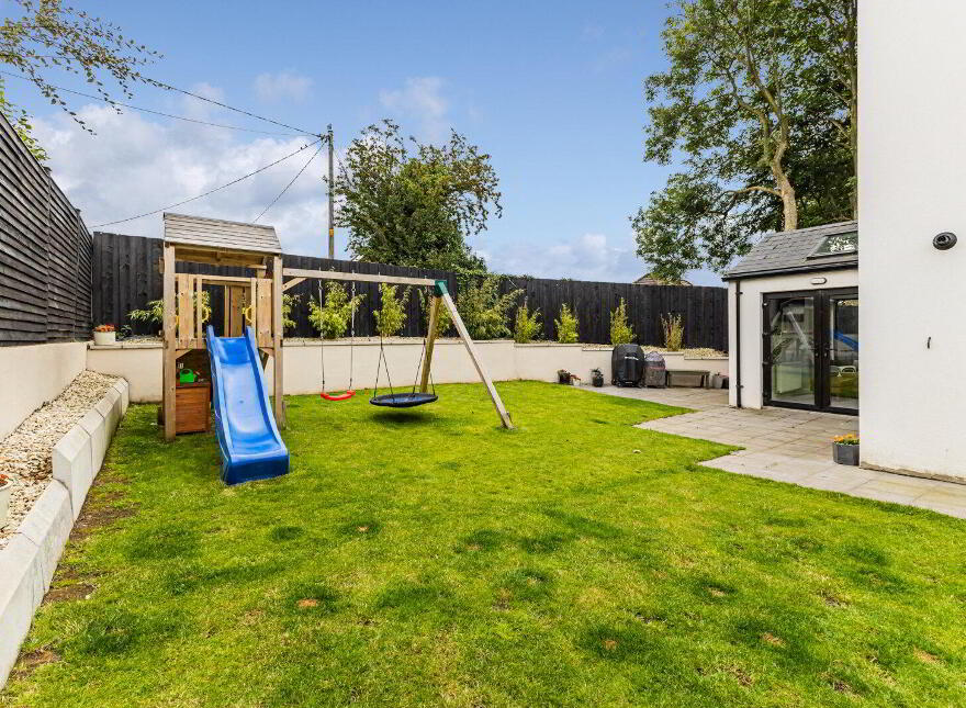 1 Knockbracken Gardens, Carryduff, Belfast, BT8 8FQ