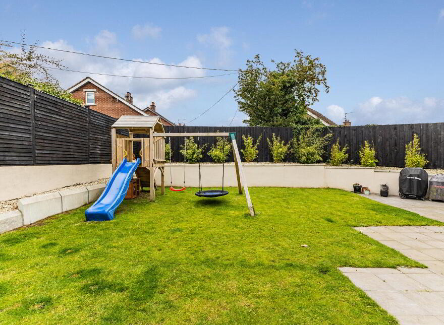 1 Knockbracken Gardens, Carryduff, Belfast, BT8 8FQ