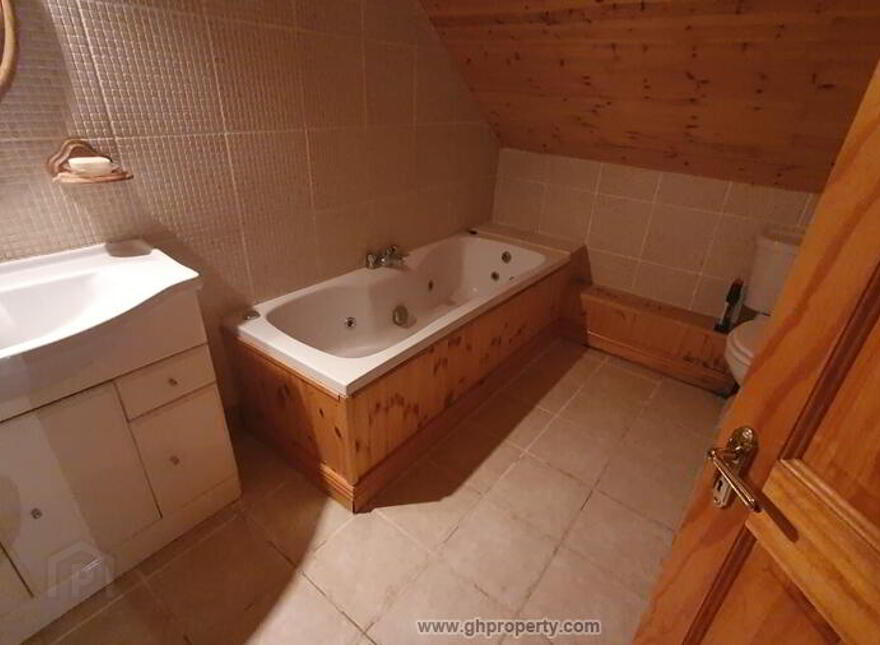 Ballynashee, Geevagh, F52T279