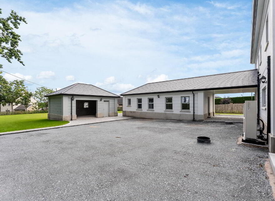 217 Clonmore Road, Dungannon, BT71 6HX