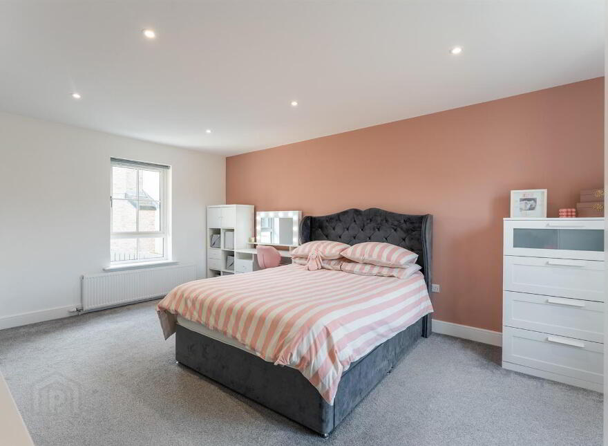 1a Clarke Lodge Mews, Newtownabbey, BT36 4PW