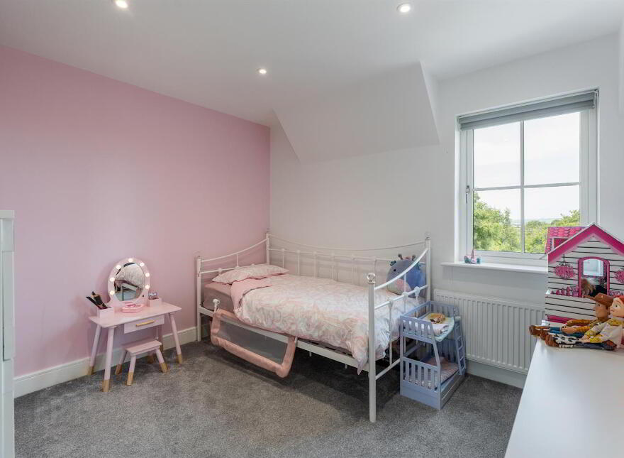 1a Clarke Lodge Mews, Newtownabbey, BT36 4PW