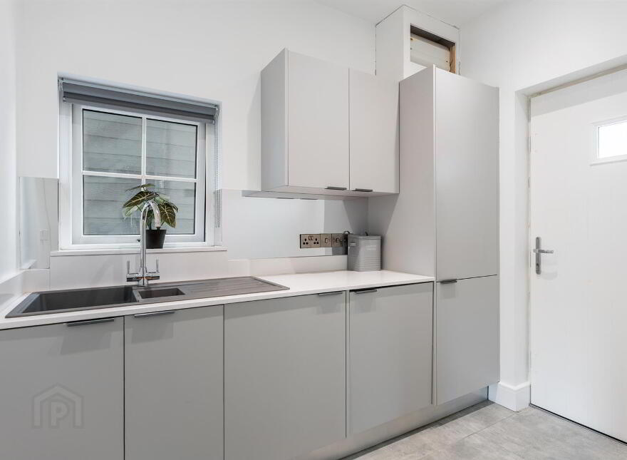 1a Clarke Lodge Mews, Newtownabbey, BT36 4PW