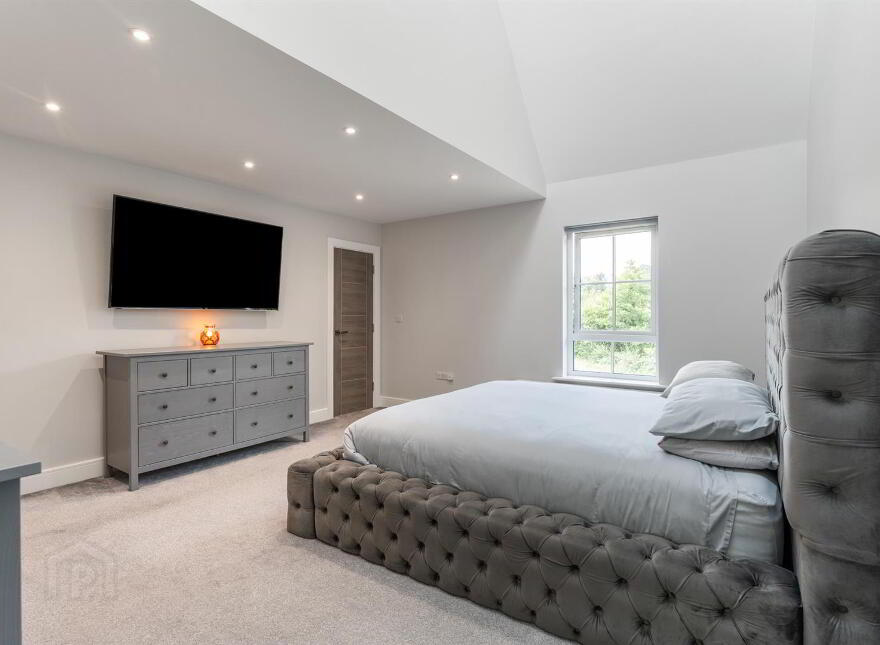 1a Clarke Lodge Mews, Newtownabbey, BT36 4PW