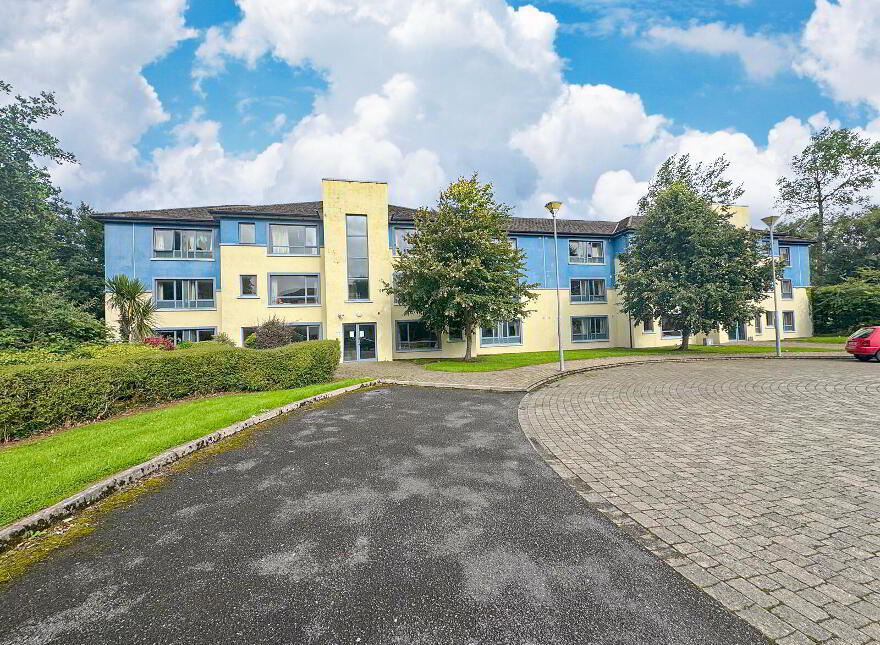 7 Block 5 Gateway Apartments, Ballinode photo