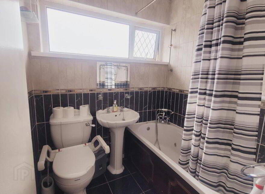 No. 45 Erne Dale Heights, Ballyshannon, F94WN20