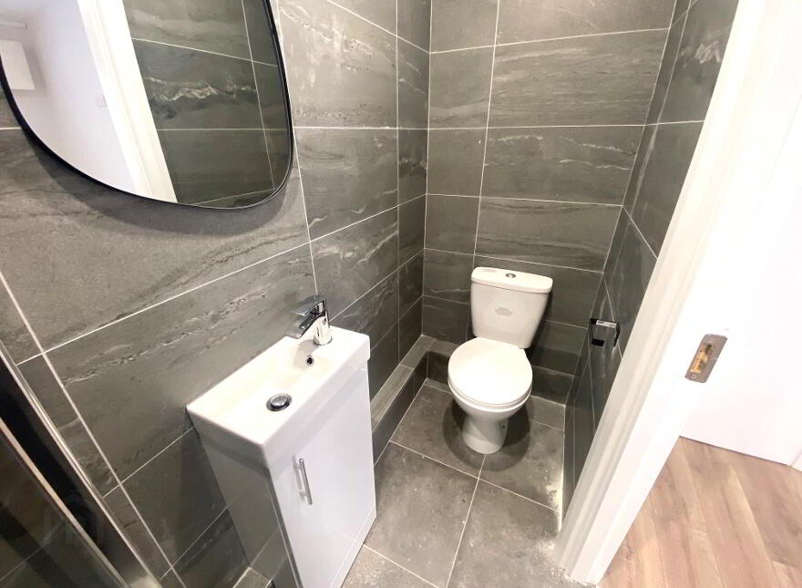 Rossmore Road, Ballyfermot, Dublin, D10
