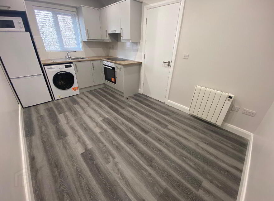 Rossmore Road, Ballyfermot, Dublin, D10