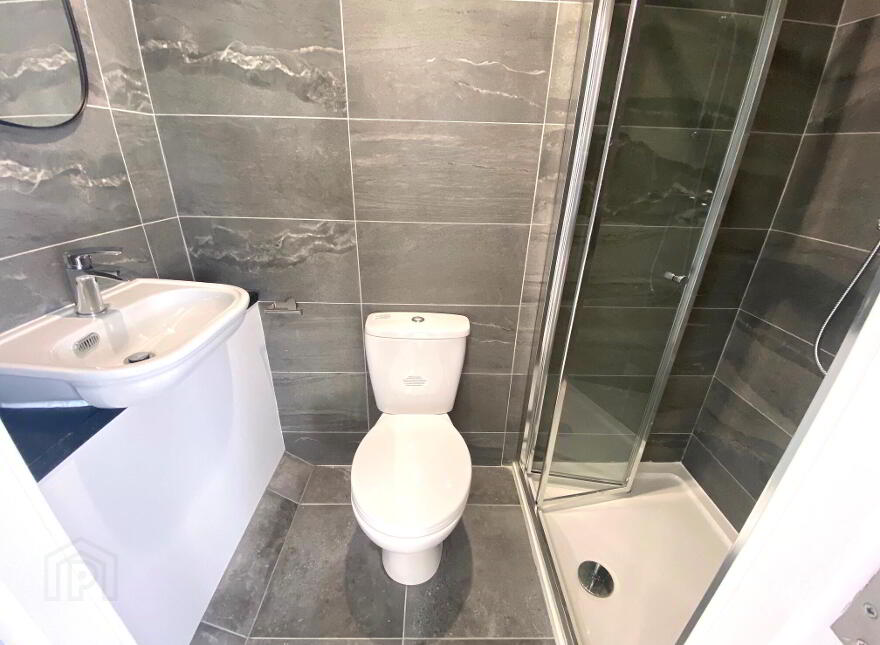 Rossmore Road, Ballyfermot, Dublin, D10