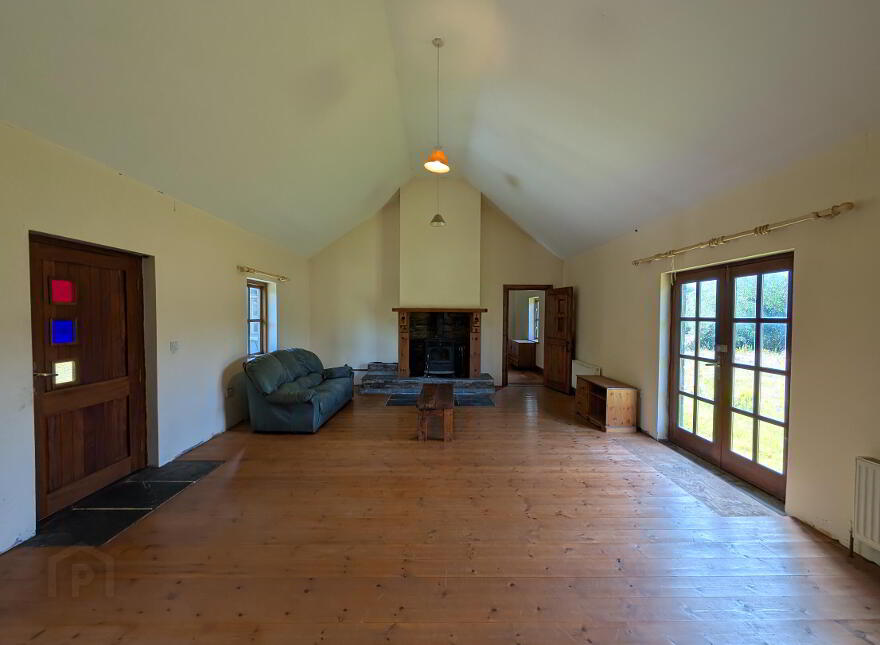 Kiltimagh, Kincon