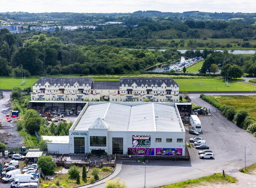 Leitrim Road Retail Point, Leitrim Road, Carrick On Shannon, N41F621