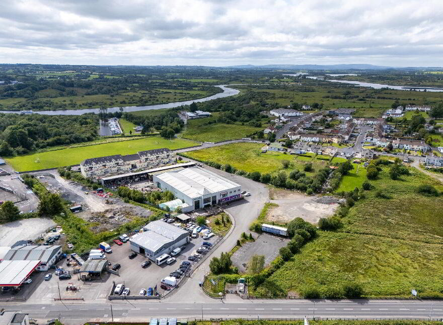 Leitrim Road Retail Point, Leitrim Road, Carrick On Shannon, N41F621