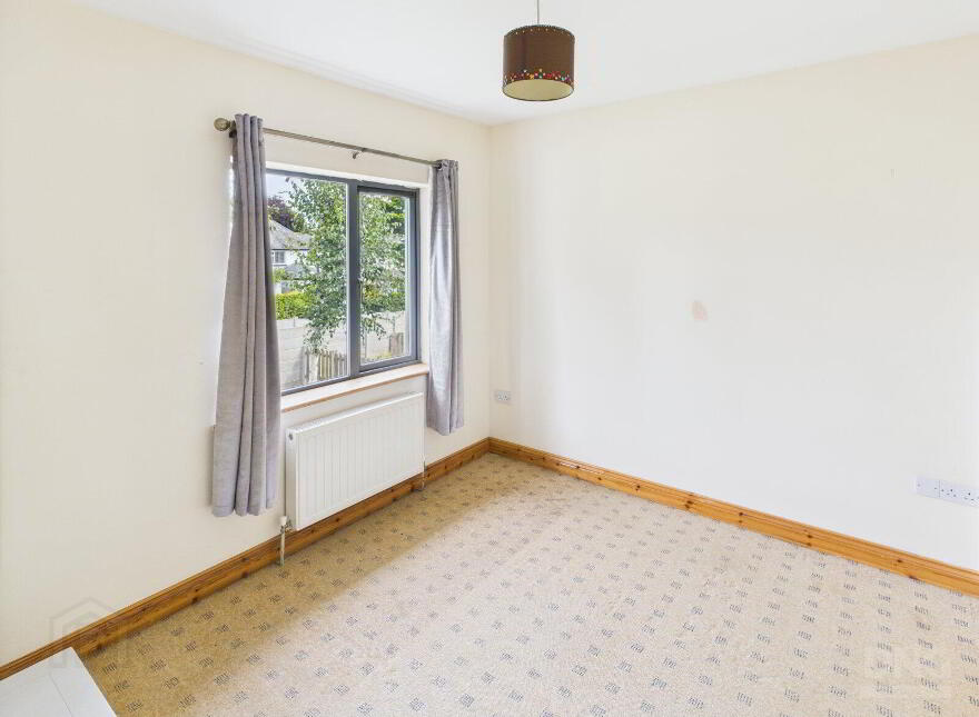 8 Colliers Brook, Tullamore, R35A4X7