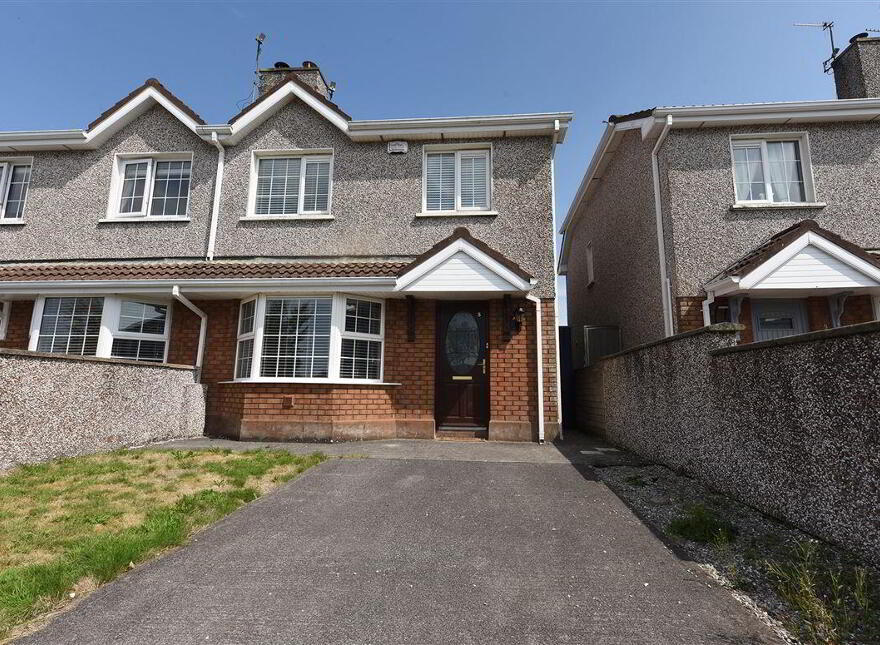8 The Crescent, Donnybrook, Douglas