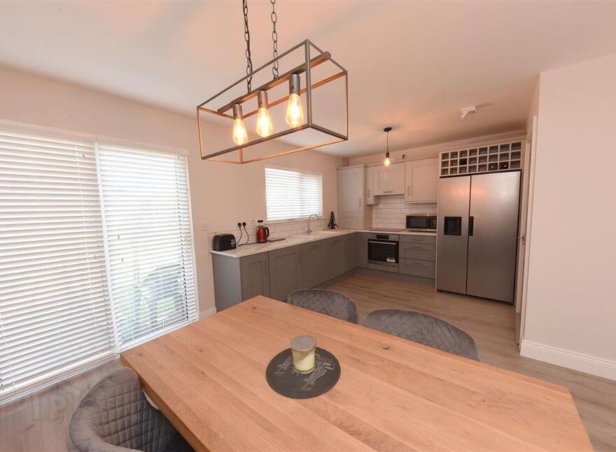 8 The Crescent, Donnybrook, Douglas