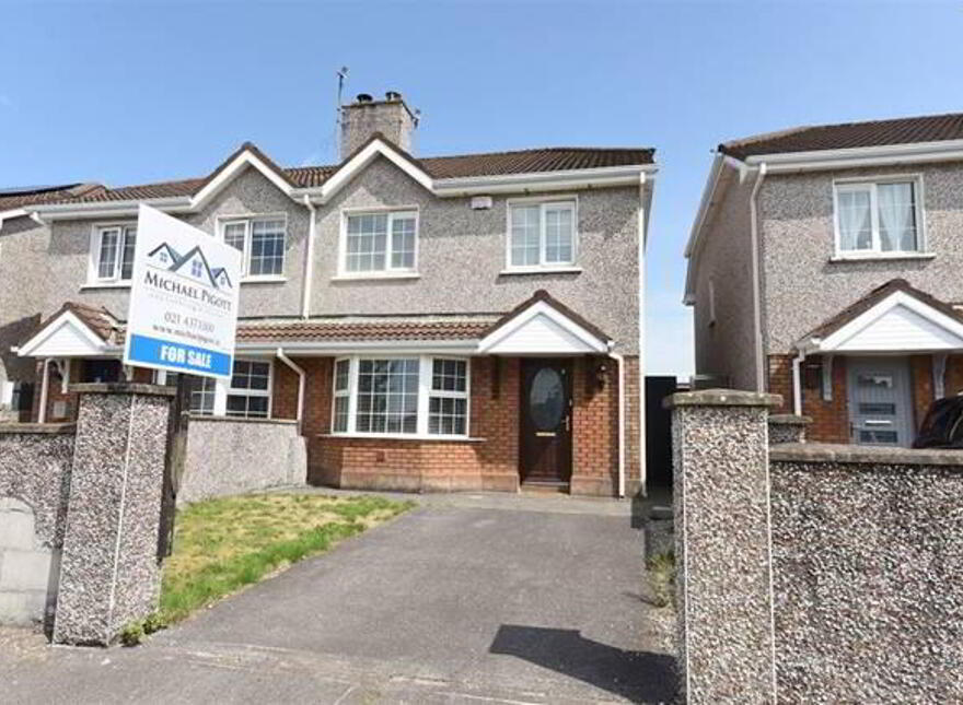 8 The Crescent, Donnybrook, Douglas