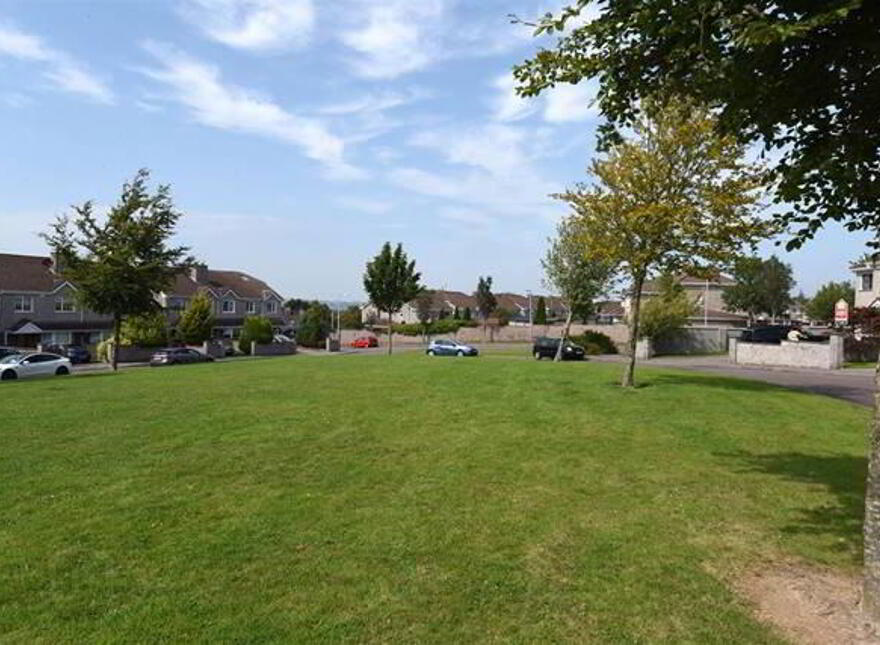 8 The Crescent, Donnybrook, Douglas