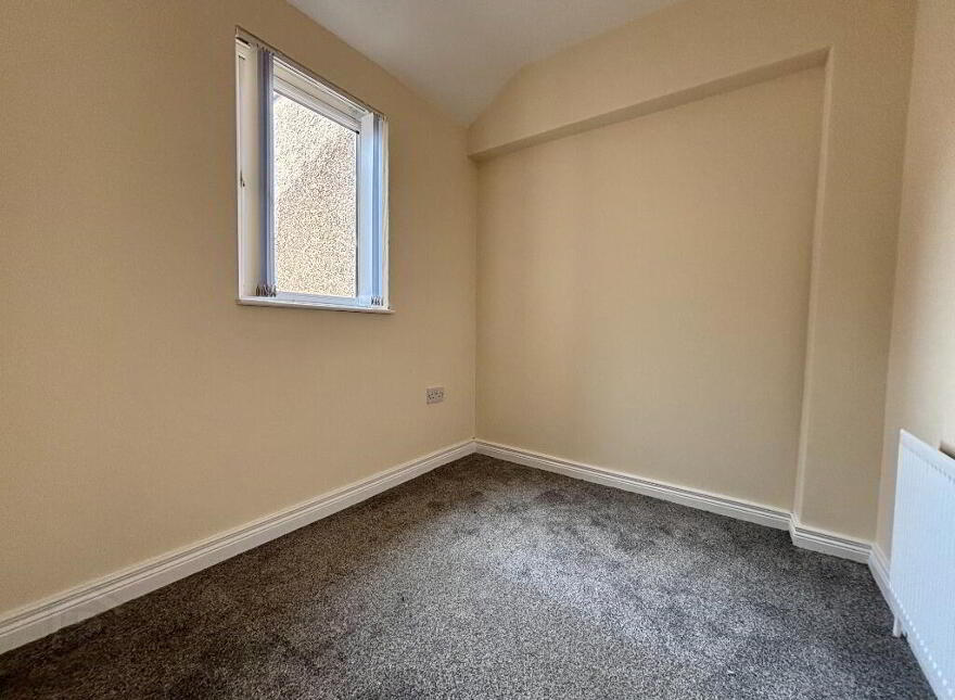 2 Glencairn Street, Belfast, BT13 3LU