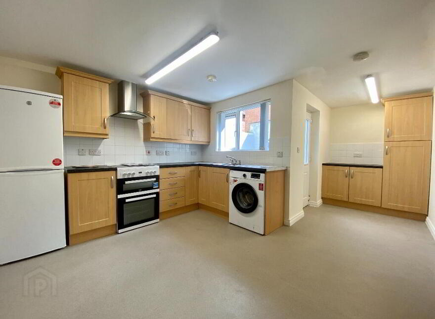 36 Bootle Street, Belfast, BT13 3GQ