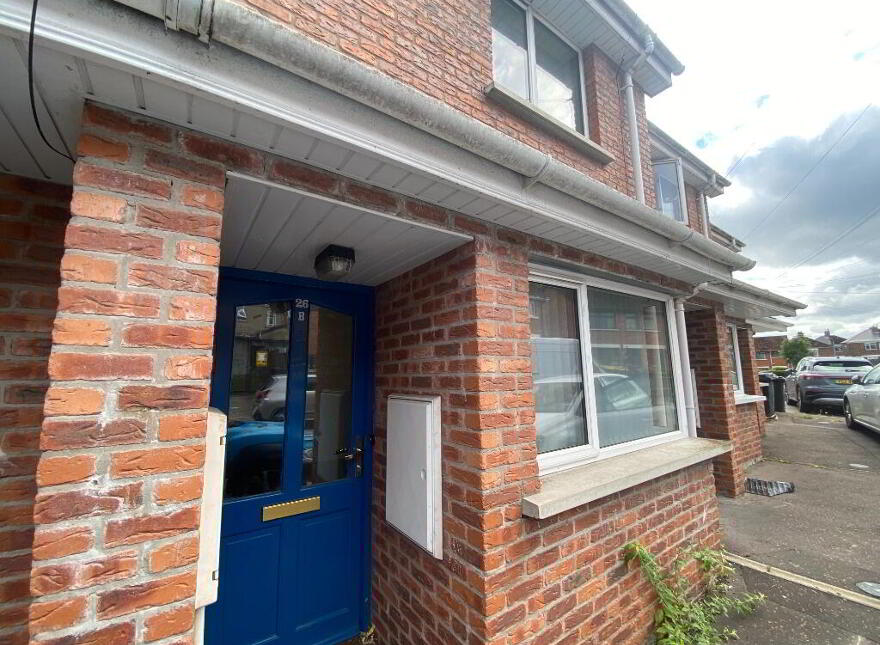 26b Vara Drive, Belfast, BT13 3BY photo