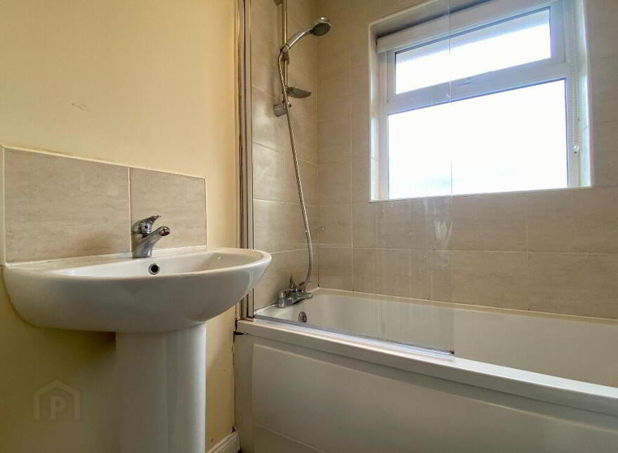 26b Vara Drive, Belfast, BT13 3BY