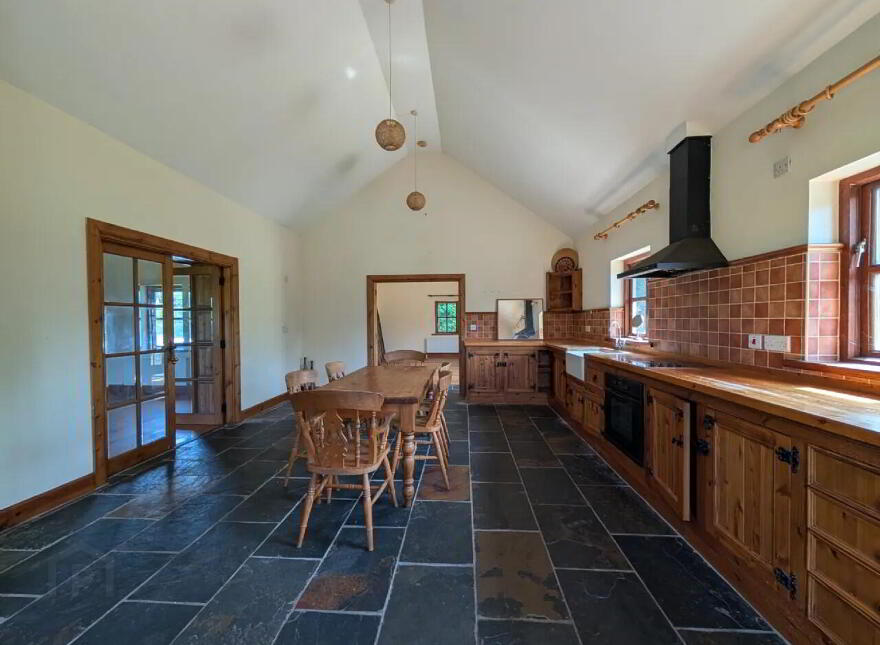 Kilcon, Kiltimagh, F12WP82