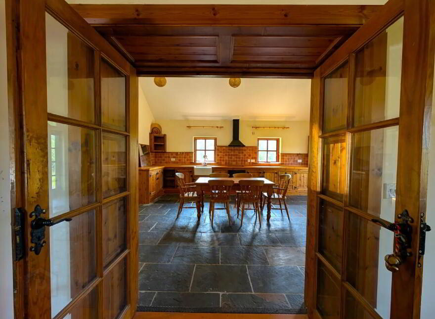 Kilcon, Kiltimagh, F12WP82