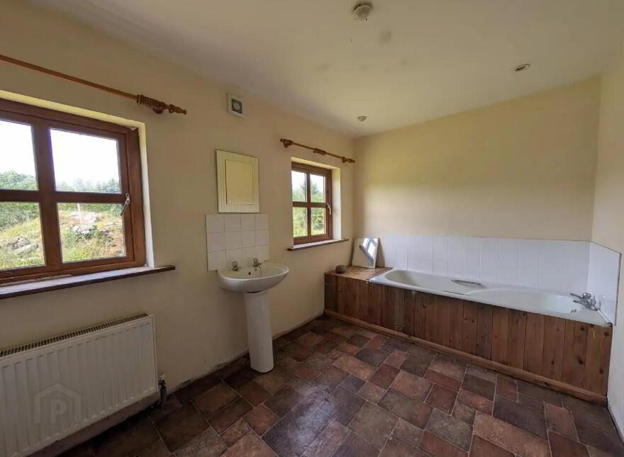 Kilcon, Kiltimagh, F12WP82