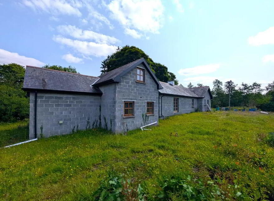 Kilcon, Kiltimagh, F12WP82