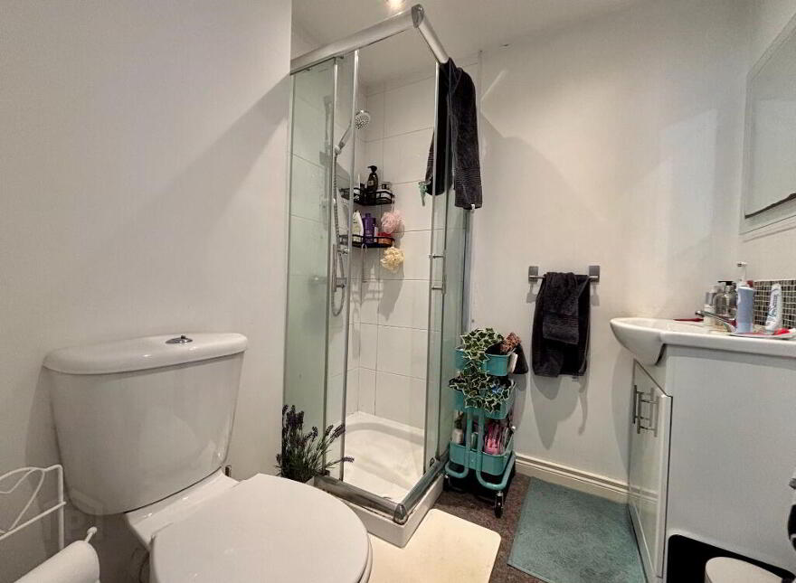 2, 112 Stranmillis Road, Belfast, BT9 5AE