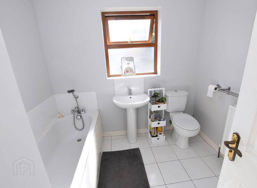 24 Laurel Wood, Ballinderry Lower, Lisburn, BT28 2GQ