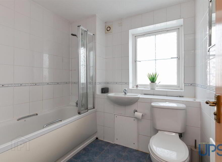 Apt 25, San Antone, Old Suffolk Road, Belfast, BT11 9PL