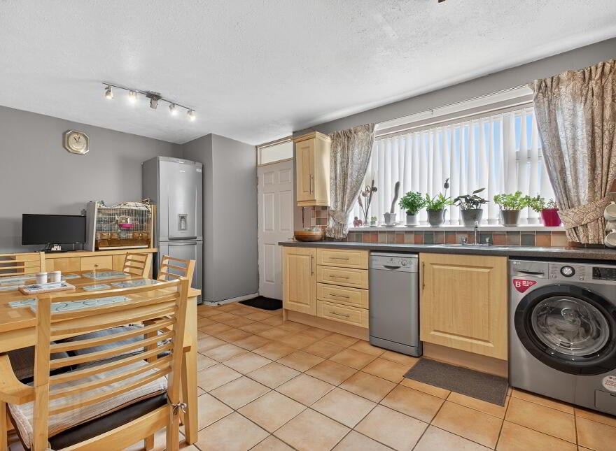 25 Glenbush Drive, Portrush, BT56 8EP