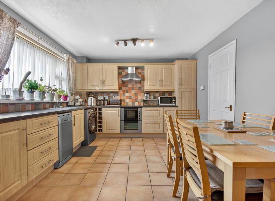 25 Glenbush Drive, Portrush, BT56 8EP