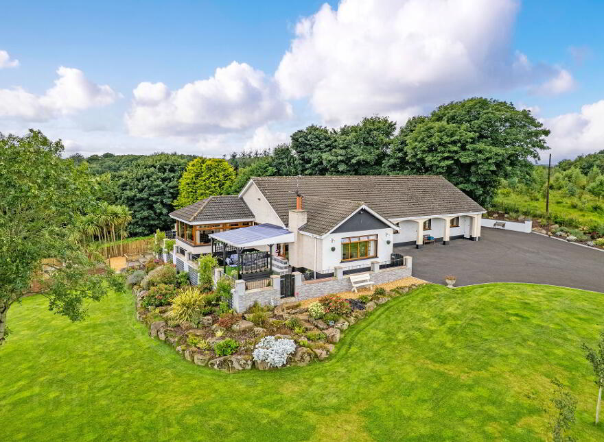 40 Lisconnan Road, Ballymoney, BT53 8AD