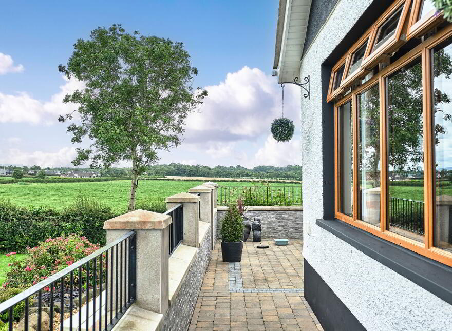 40 Lisconnan Road, Ballymoney, BT53 8AD