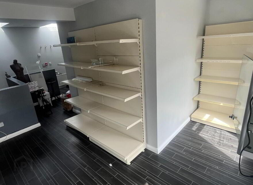 1st Floor ( Bills & Ratesincluded), 20 North Street, Lurgan, Craigavon, BT67 9AQ