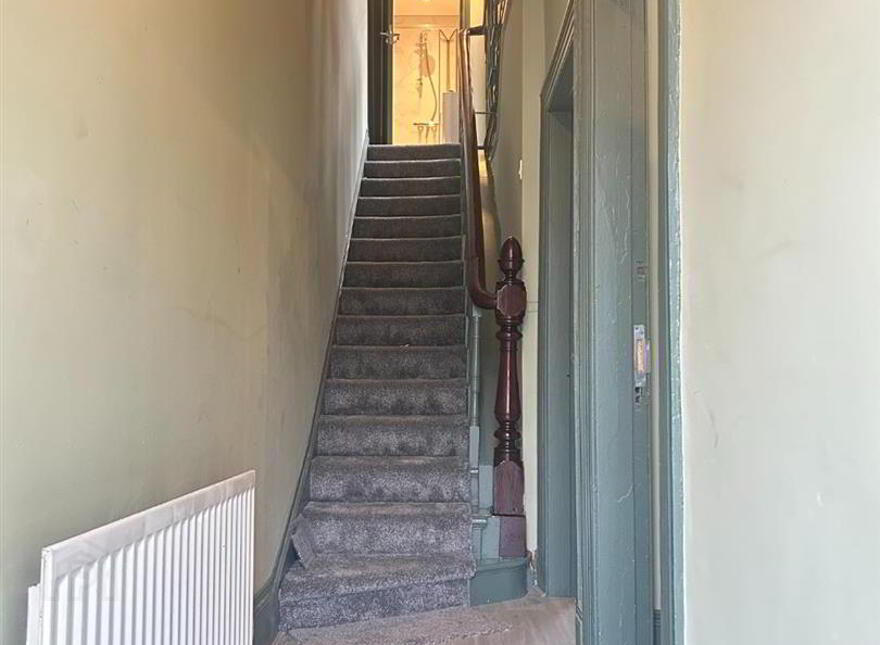 Rms 1,2,3, 4,5, 163 Ballygomartin Road, Belfast, BT13 3NA