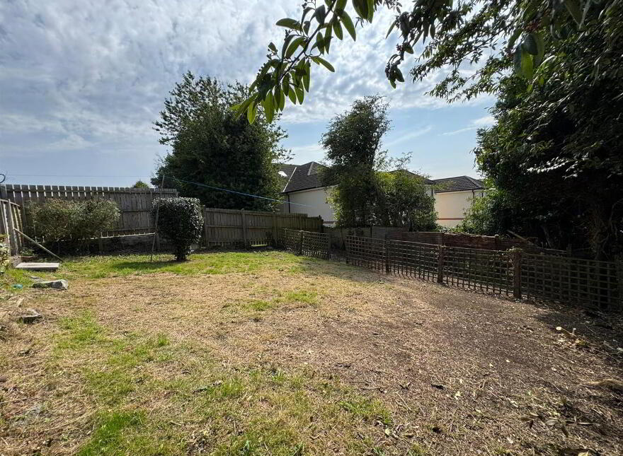 33 Liscoole Park, Carnmoney Road, Newtownabbey, BT36 6EL