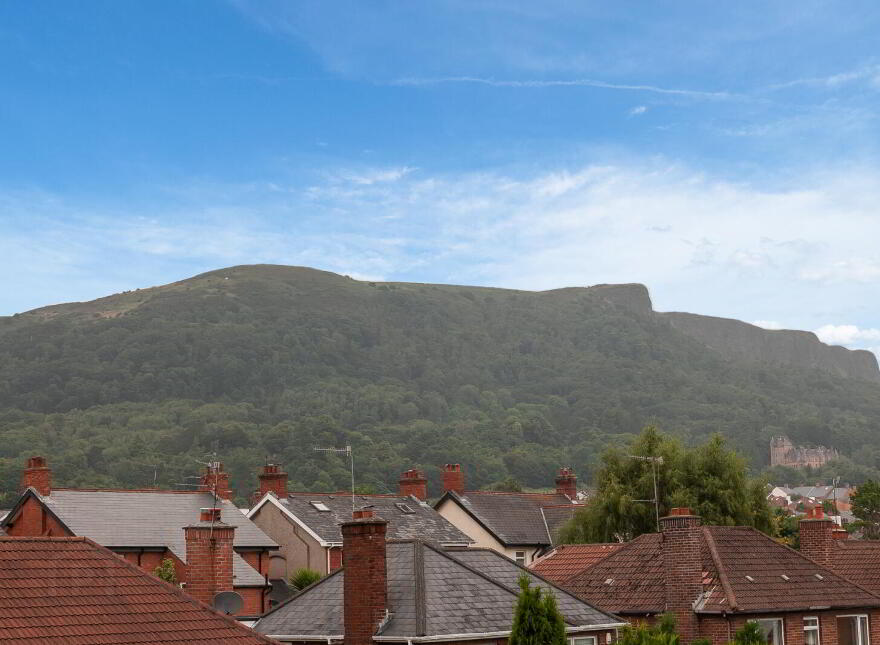 7 Fortwilliam Drive, Belfast, BT15 4EB