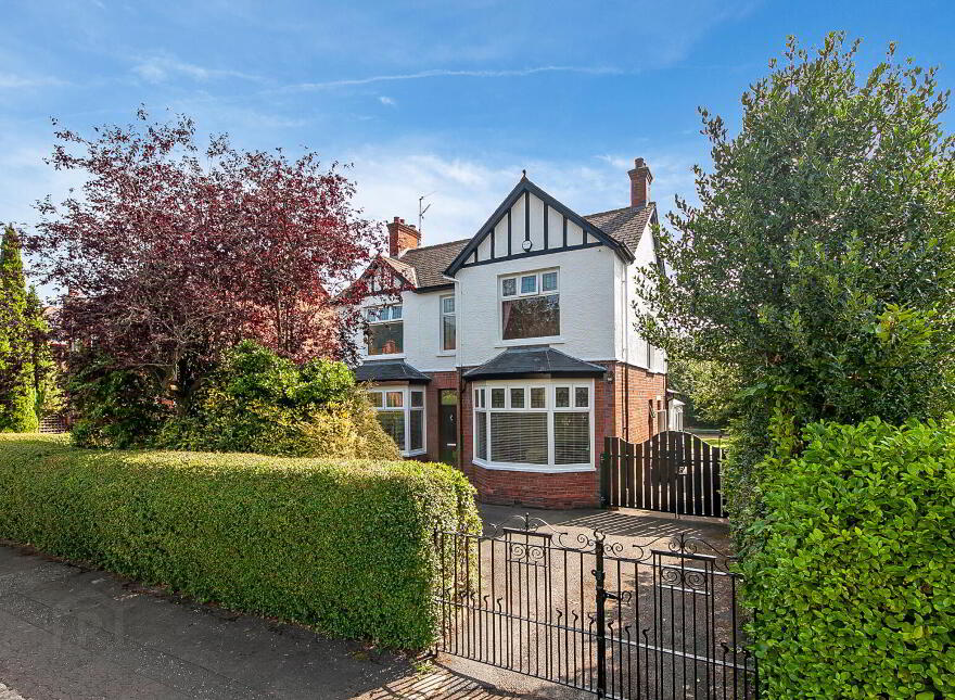 7 Fortwilliam Drive, Belfast, BT15 4EB