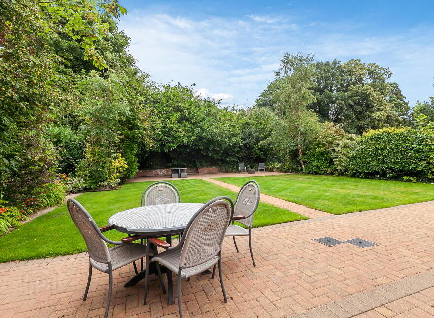 7 Fortwilliam Drive, Belfast, BT15 4EB