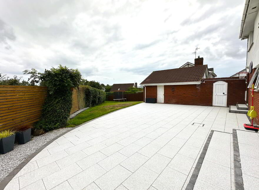 25 The Tudors, Banbridge, BT32 4QR