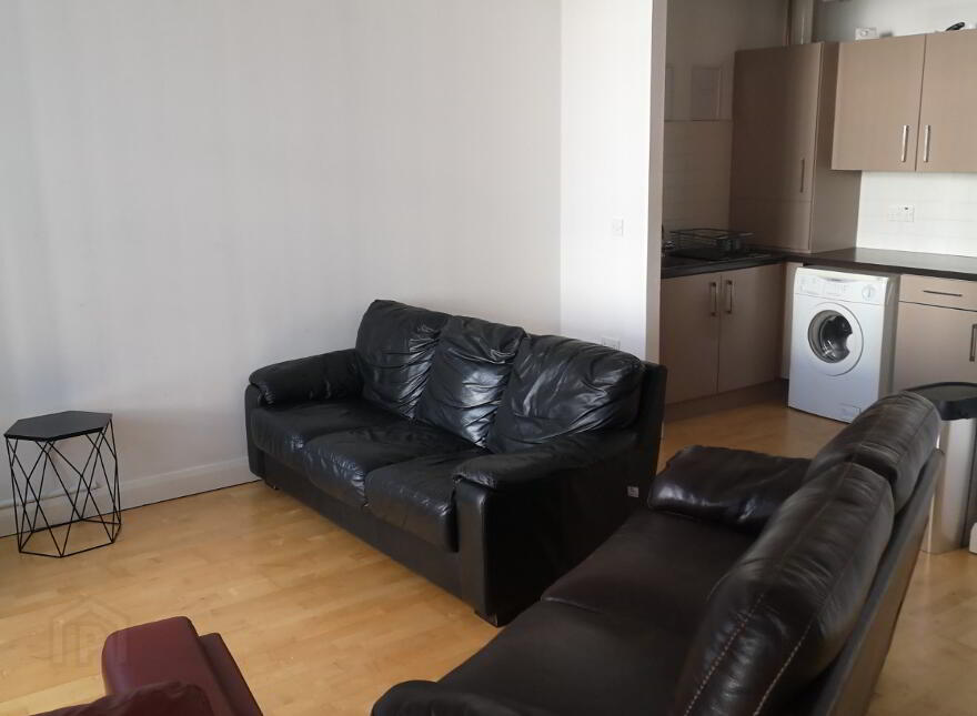 14 Ross Building, 35 Ross Mill Avenue, Belfast, BT13 2QY