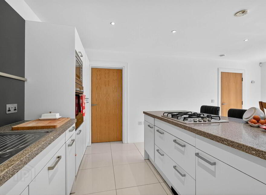 22 Greenvale, Off Ballyskeagh Road , Drumbeg, Belfast, BT17 9LR