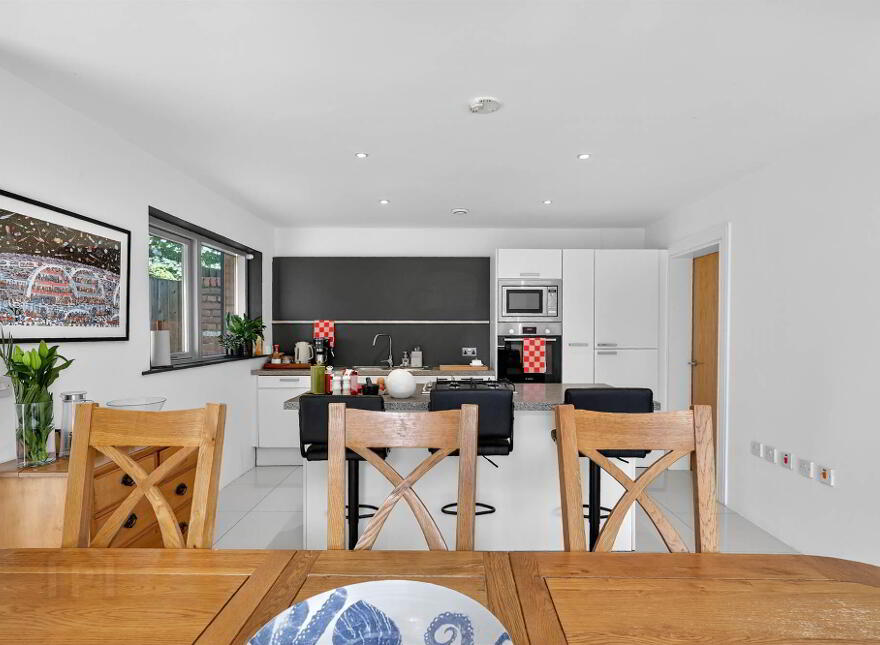 22 Greenvale, Off Ballyskeagh Road , Drumbeg, Belfast, BT17 9LR