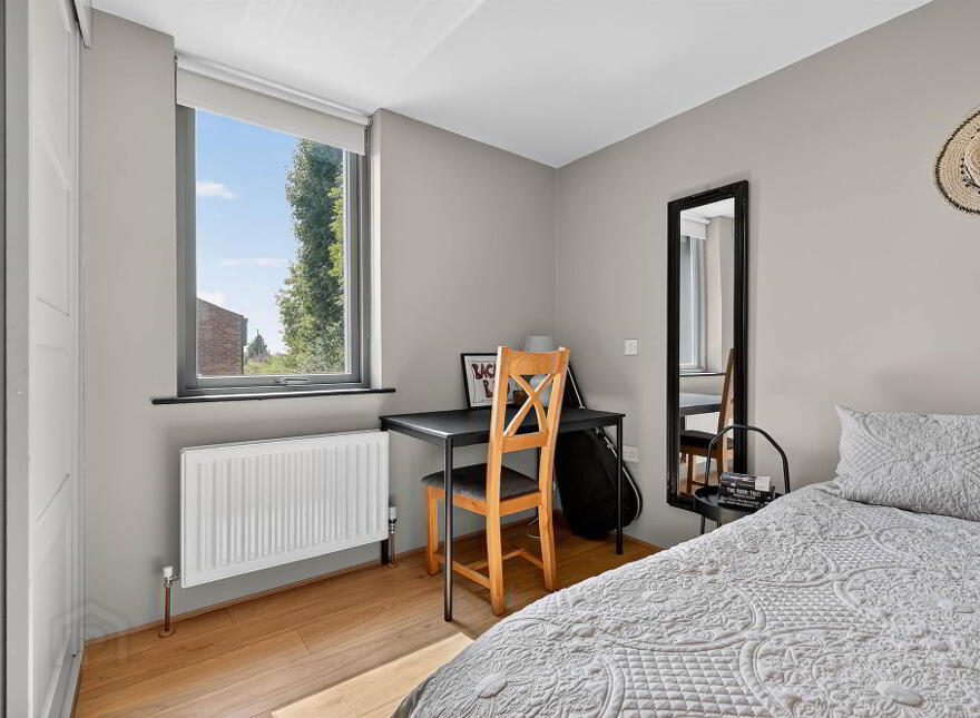 22 Greenvale, Off Ballyskeagh Road , Drumbeg, Belfast, BT17 9LR